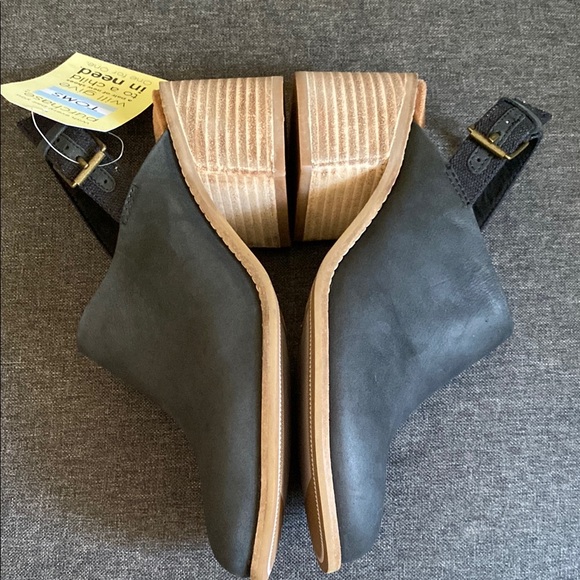 TOMS Leila Black Leather Slingback Mules size 7 - Picture 12 of 12